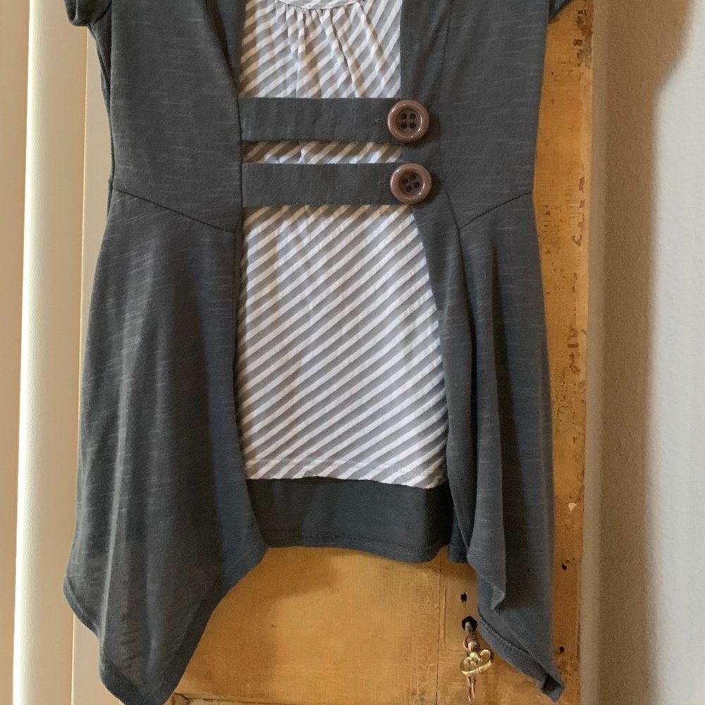 GIRL TOP - Picture 2 of 3